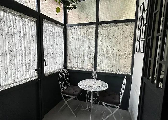 Stupor Mundi דירה *